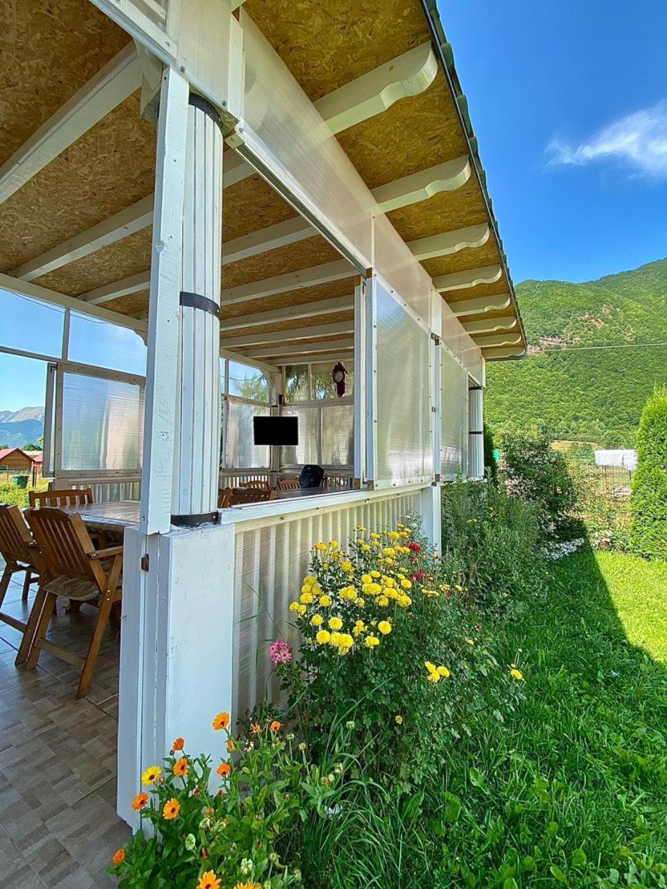 Lola Guest House Vuthaj Eksteriør billede